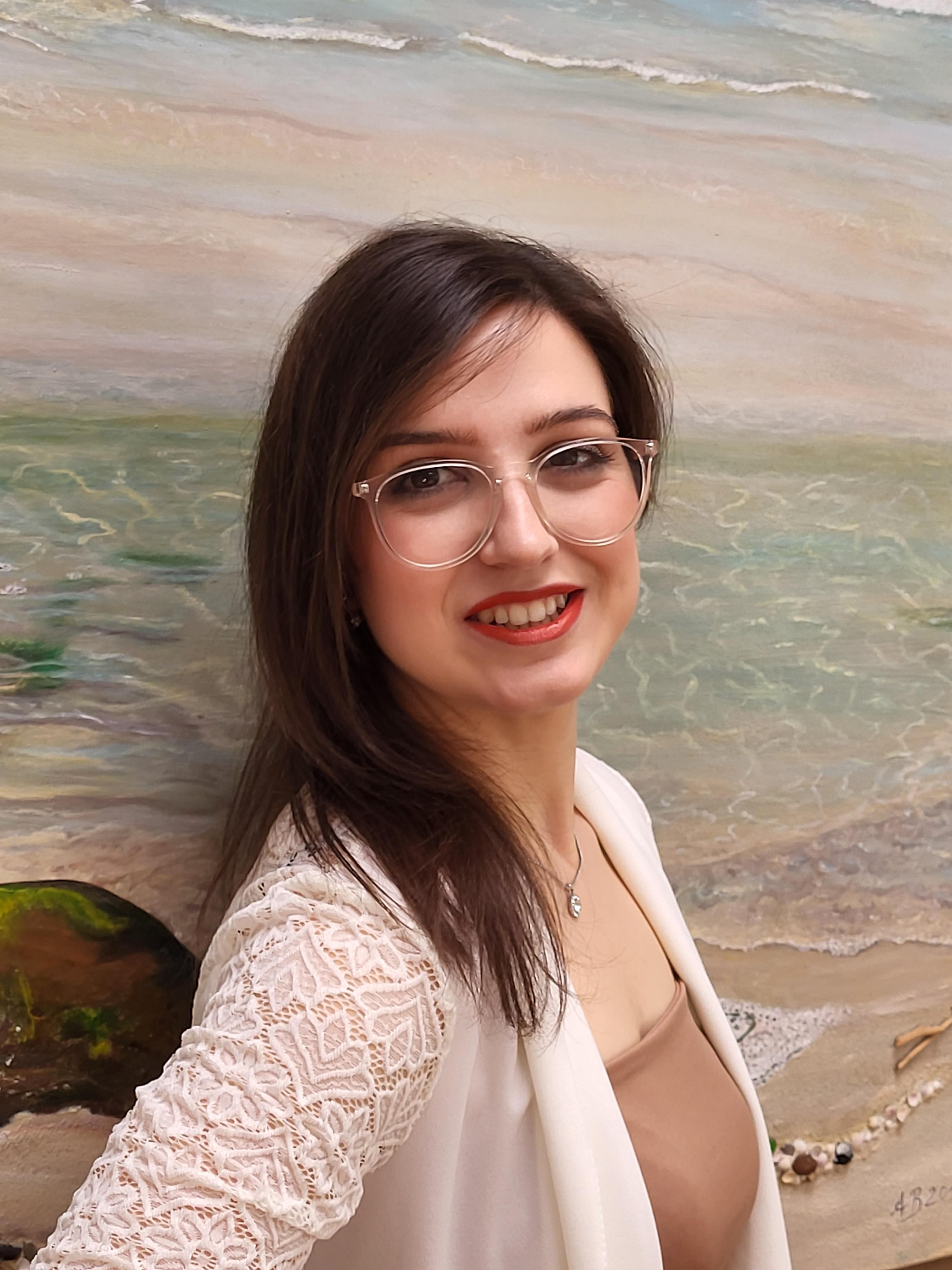 Signorina Gatto, Staatlich geprüfte Kosmetikerin & Fußpflegerin, bei Apenberg Kosmetik in Göttingen